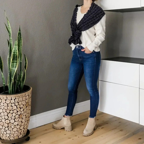 Nine West Infinity scarf - Picture 4 of 10